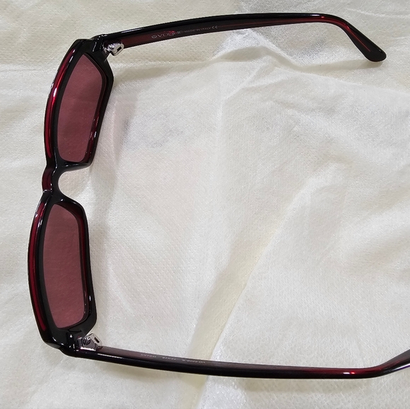 VOGUE SUNGLASSES - Picture 4 of 8